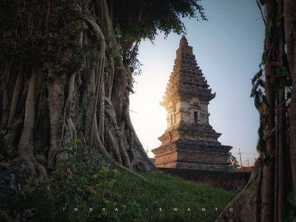 Candi Jawi (google.com/maps/indra iswanto)