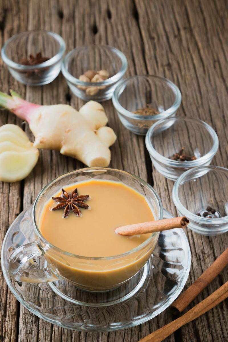 masala chai (flickr.com/Kidsada Manchinda)
