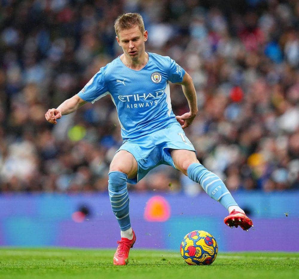 Oleksandr Zinchenko saat membela Manchester City. (instagram.com/zinchenko_96)