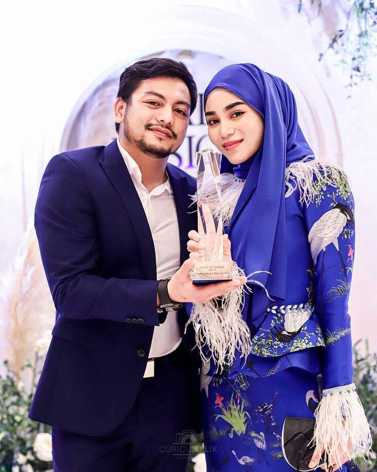 Uyaina Arshad dan Raja Syahiran (instagram.com/uyainaarshad)