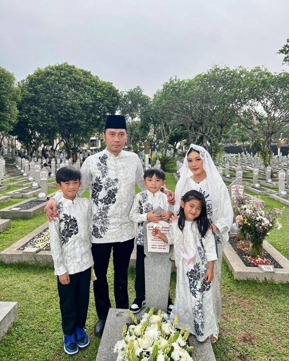 keluarga Ibas dan Aliya Rajasa (instagram.com/ruby_26)