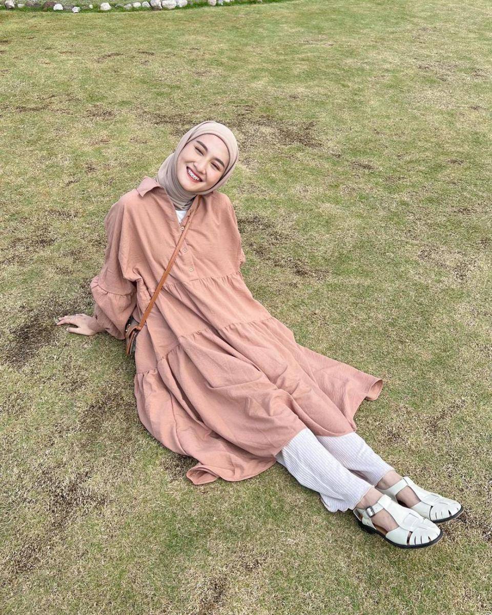 style hijab ala Inas Rana Fagastia (instagram.com/inasrana)