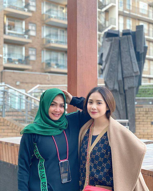 potret Nagita Slavina dan Rieta Amilia (instagram.com/rieta_amilia)