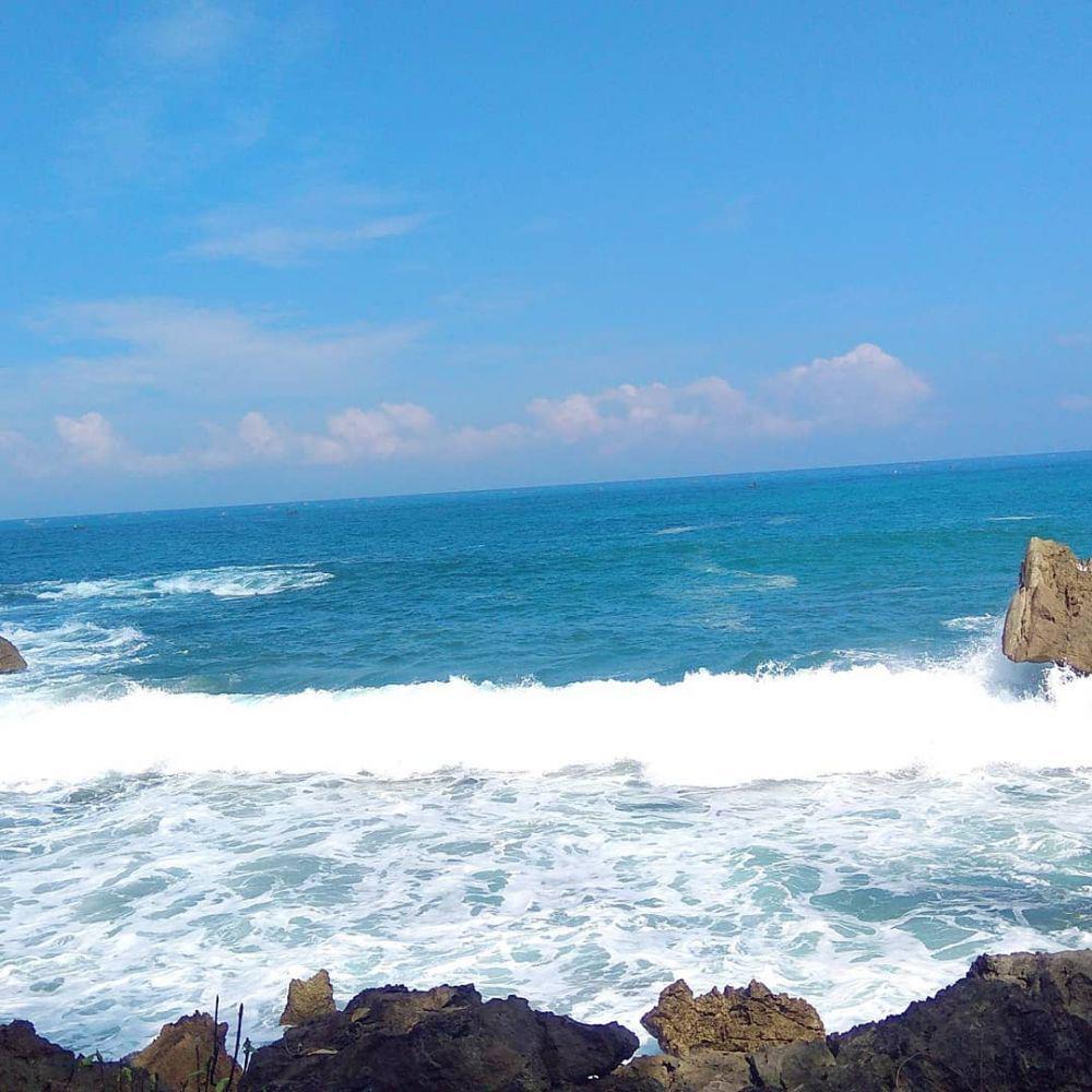 Pantai Pidakan (instagram.com/Nadifrenataa_)