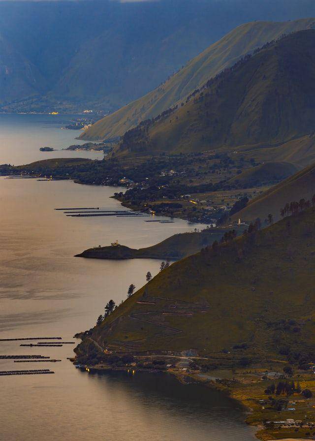 Danau Toba (unsplash.com/fikry anshor)