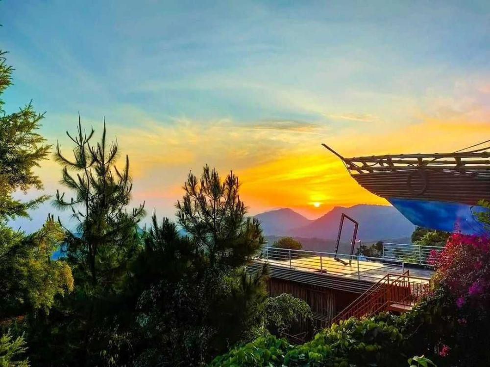 10 Potret Wisata Alam Villa Khayangan, Ada Kolam Renangnya, lho!