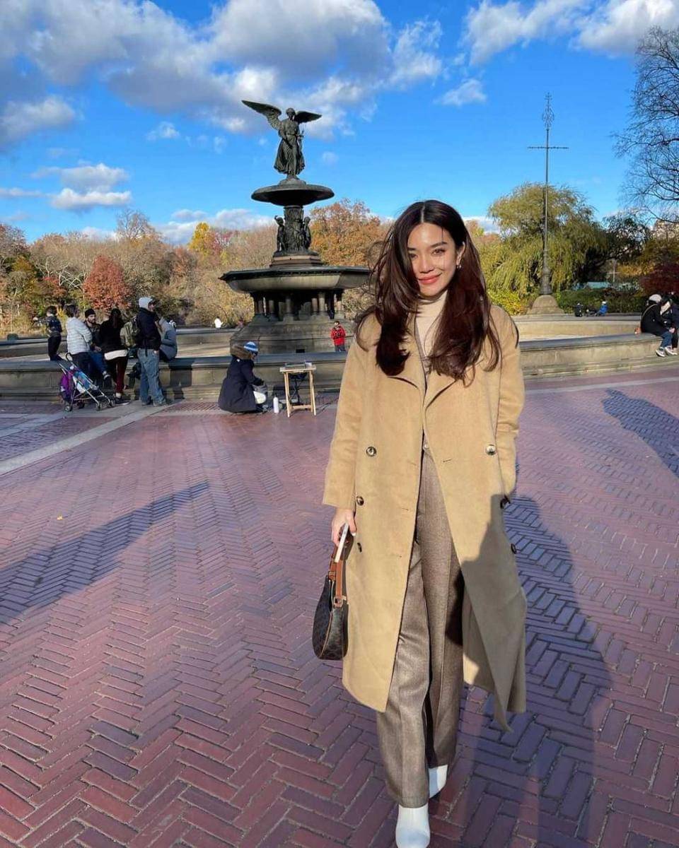 outfit Prang Kannarun (instagram.com/ladiiprang)