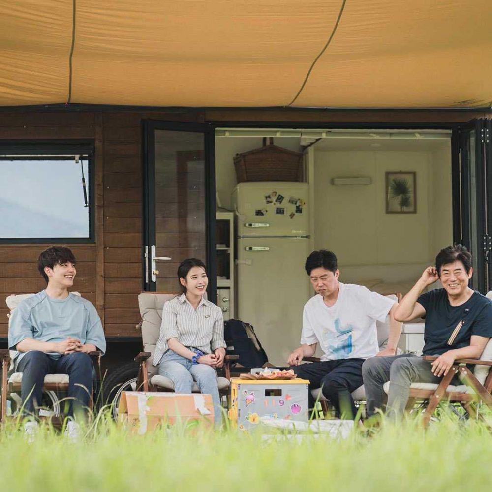 9 Variety Show Korea Berkonsep Healing, Bikin Nyaman!