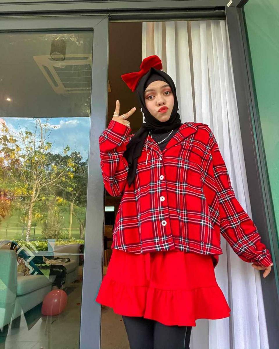 outfit Sajidah Halilintar (instagram.com/sajidahhalilintar)