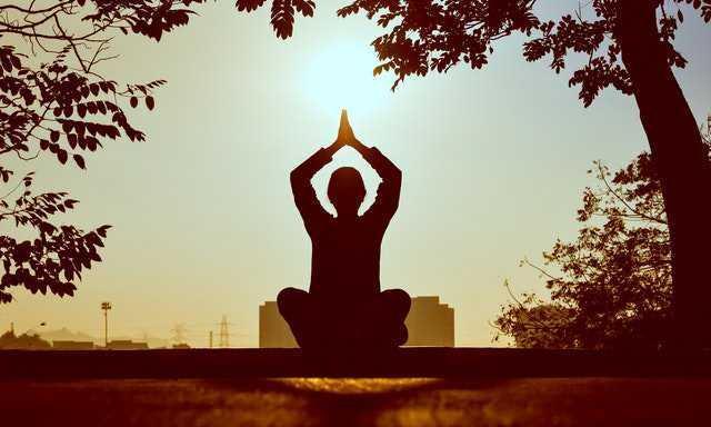 ilustrasi meditasi (pexels.com/Prasanth Inturi)