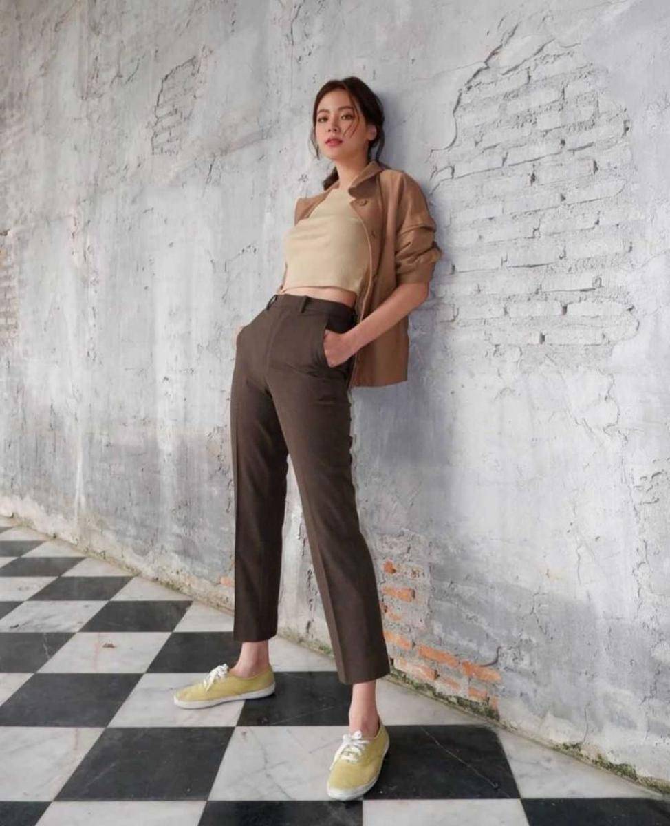 outfit Baifern Pimchanok (instagram.com/baifernbah)