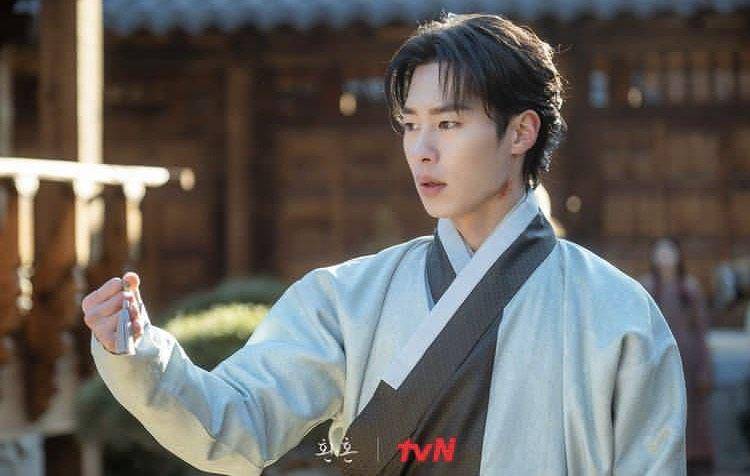 Jang Uk (instagram.com/tvn_drama)