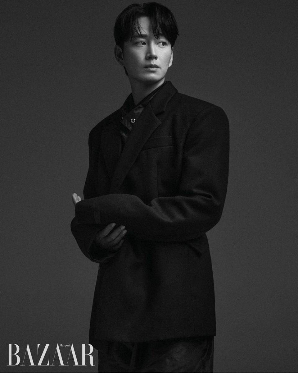Lee Hyun Wook (instagram.com/harpersbazaarkorea)