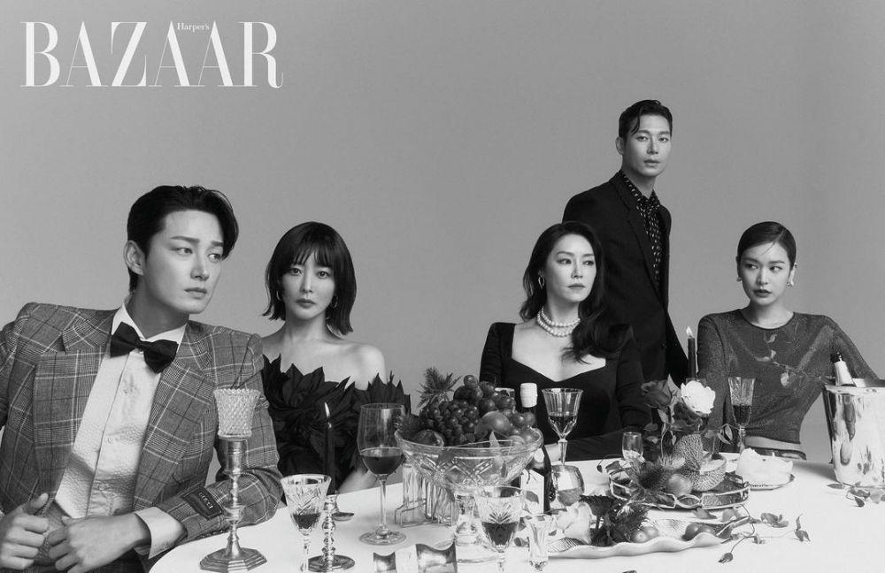 9 Gaya Pemotretan Pemain Drama Remarriage & Desires, Karismatik!