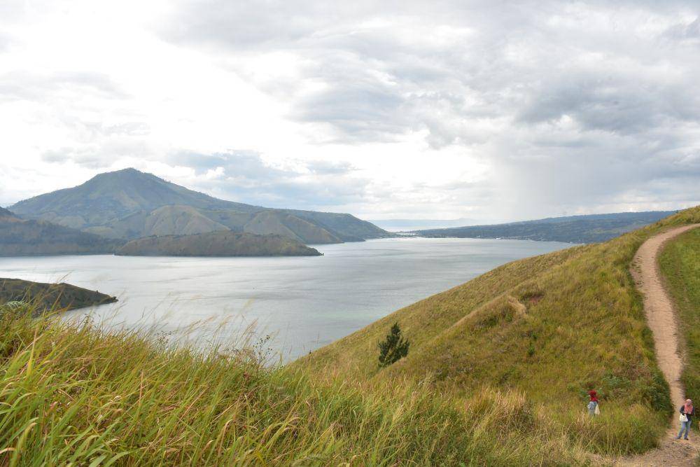 Danau Toba (unsplash.com/Milala Wisata)