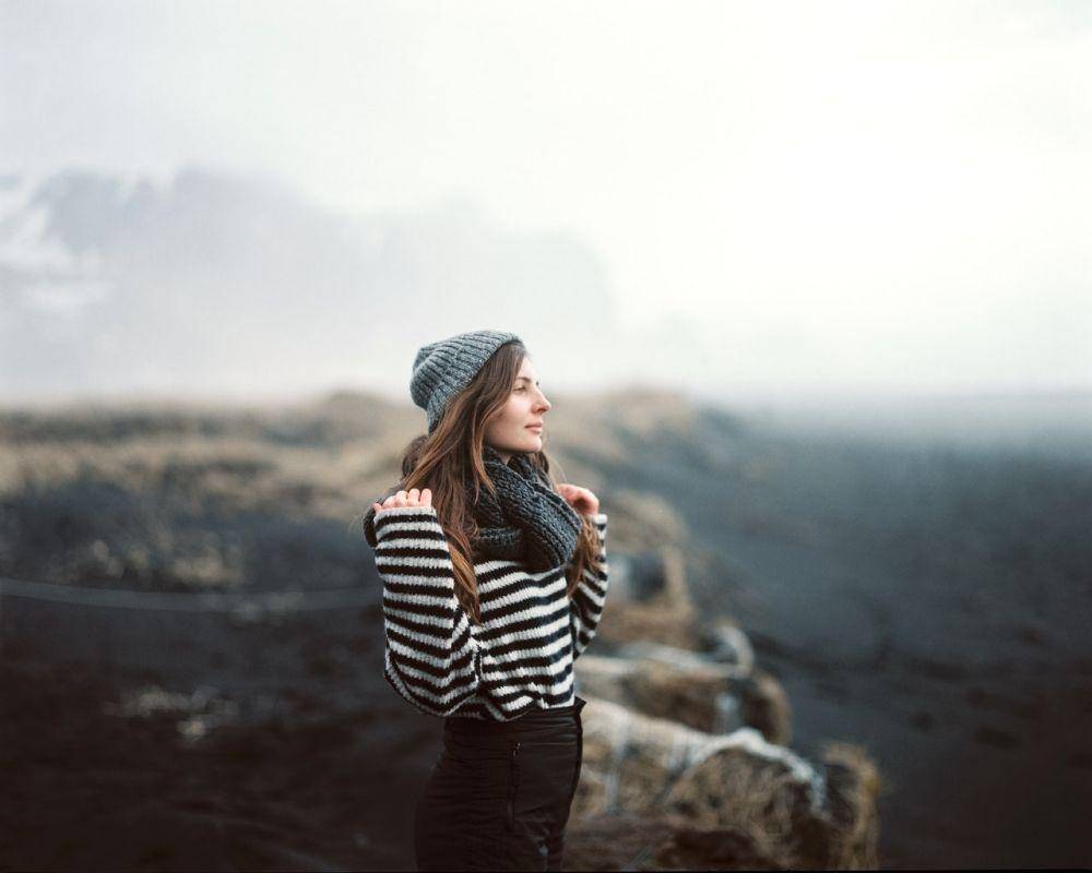 ilustrasi solo traveling (pexels.com/ArtHouse Studio)