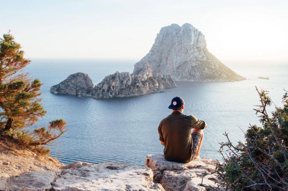 ilustrasi solo traveling (pexels.com/Riccardo)