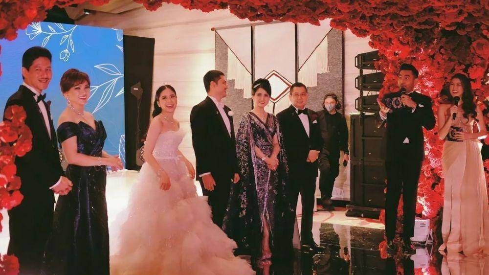 Dekorasi resepsi pernikahan Jessica Tanoe. (Instagram.com/robbypurba)