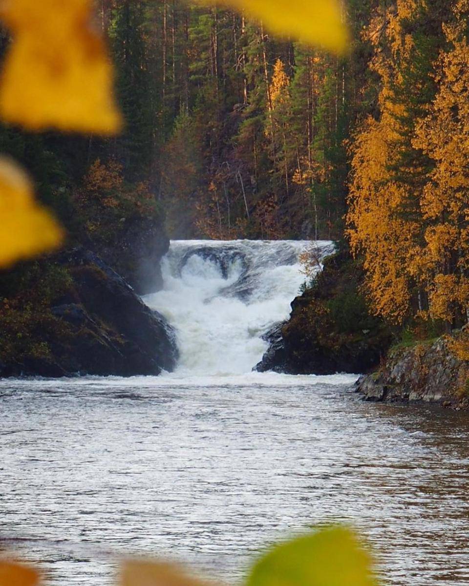 Jyrava Waterfall (instagram.com/kotonaluonnossa)