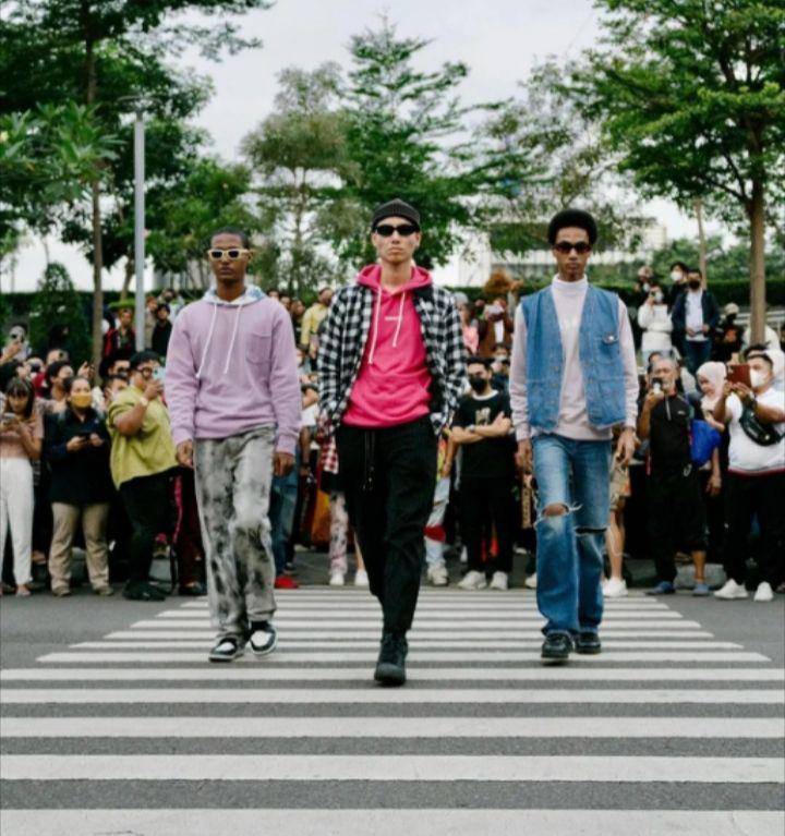 citayam street style (instagram.com/citayamfashionweek)