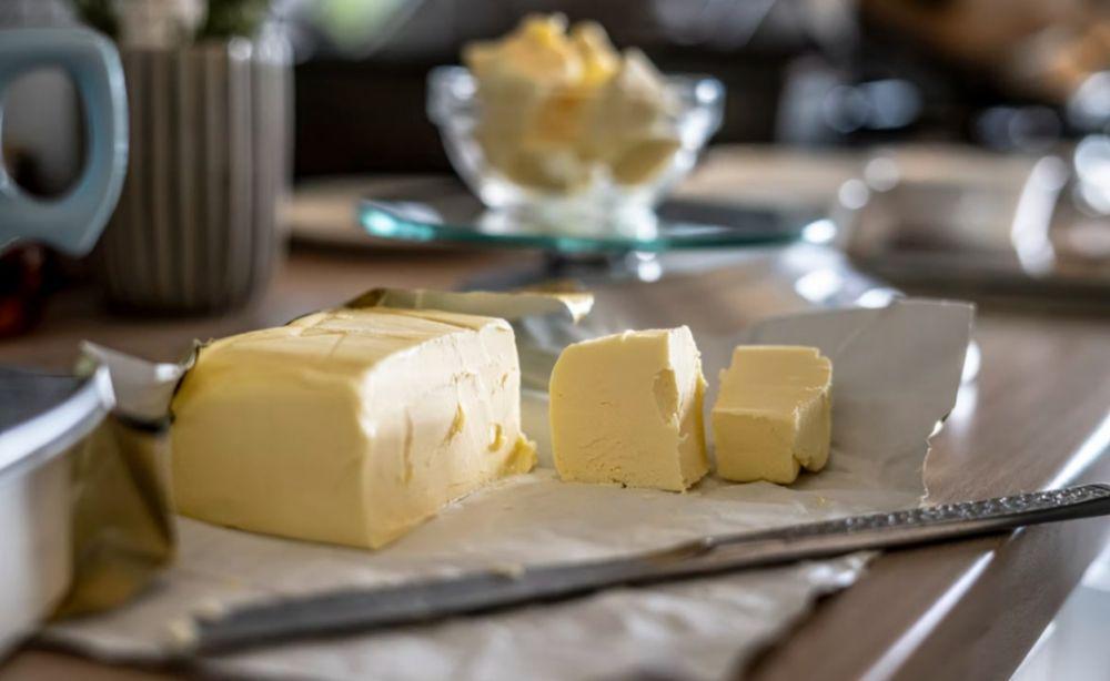 ilustrasi cocoa butter (unsplash.com/Sorin Gheorghita)