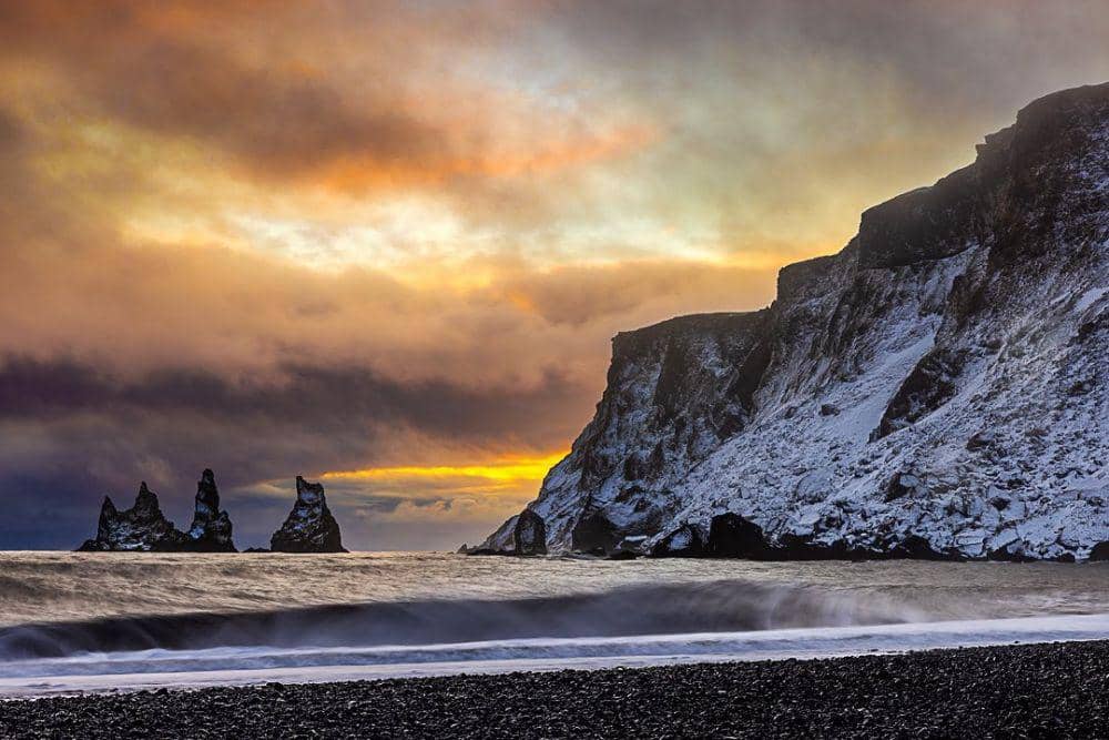 10 Pantai Paling Menawan di Islandia, Panoramanya Bikin Takjub