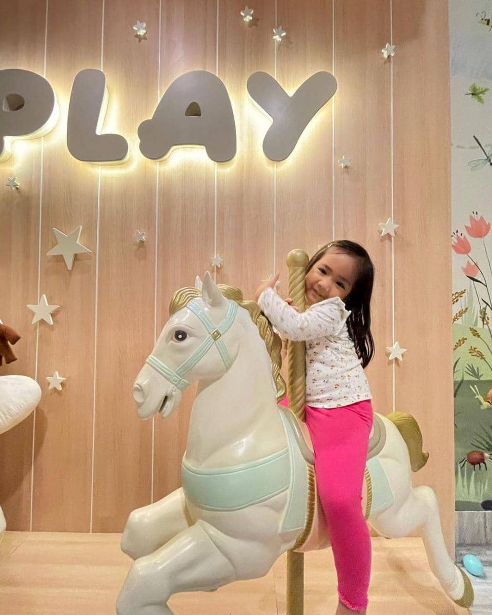 Sheena Gabriella Aurora Samudra (instagram.com/sheenagabriellaaurorasamudra)