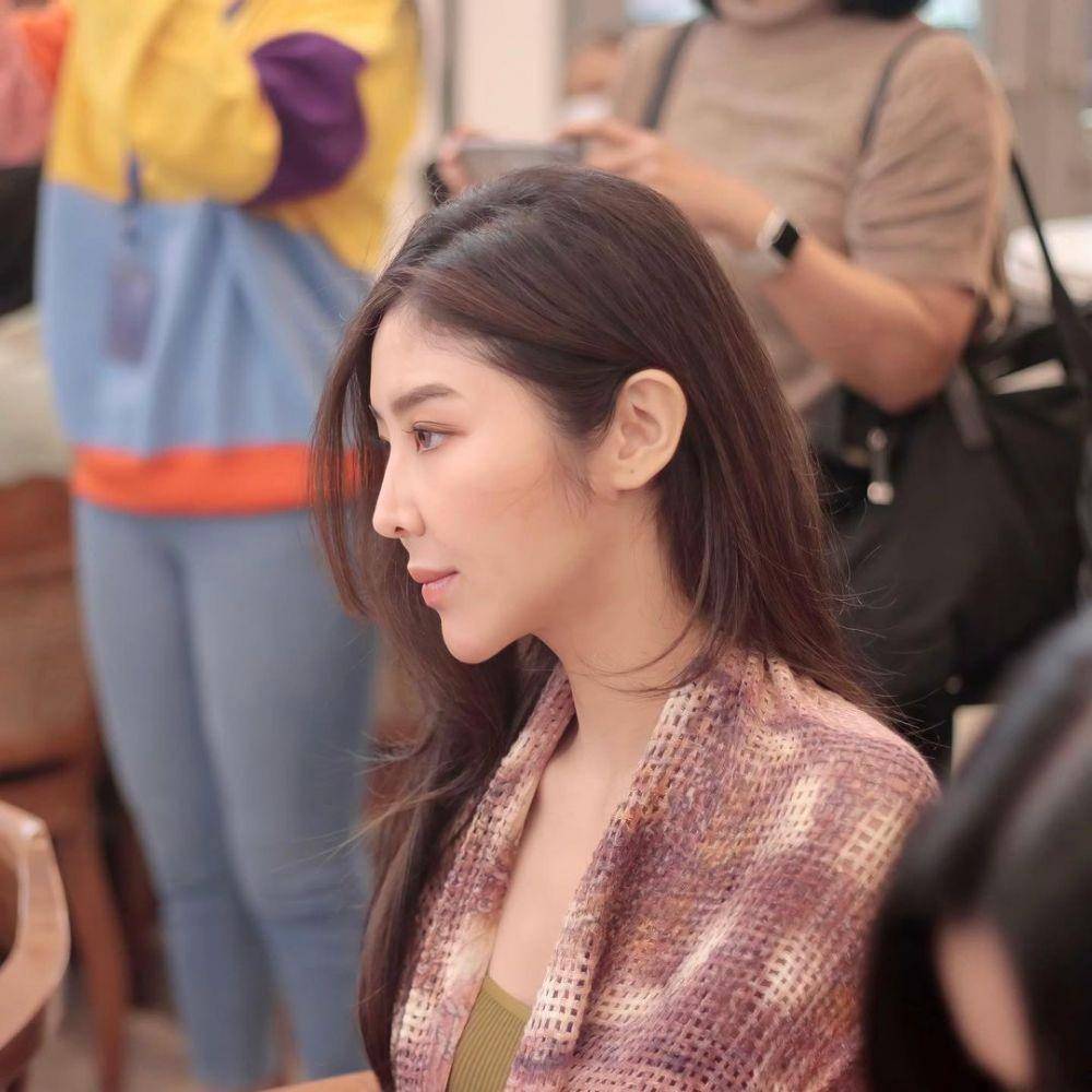 Putu Ayu Saraswati (instagram.com/ayusarasw)