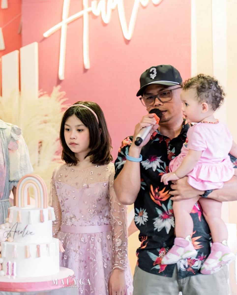 Wendi Cagur dan buah hati (instagram.com/audiekaukiaiko)