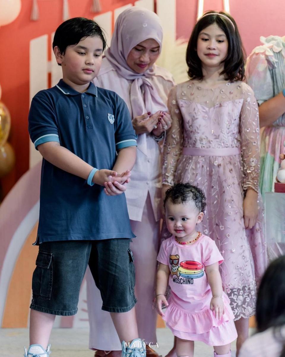 Audie, Aditya, dan Aiko (instagram.com/audiekaukiaiko)