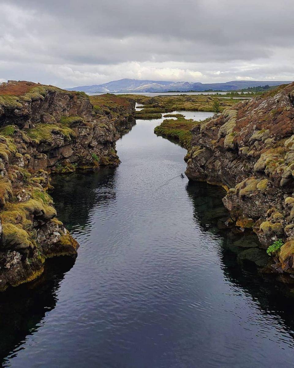 Thingvallavatn Lake (instagram.com/parmss31)