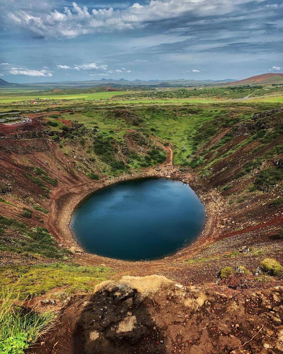 Kerið Lake (instagram.com/lizaavydrina)