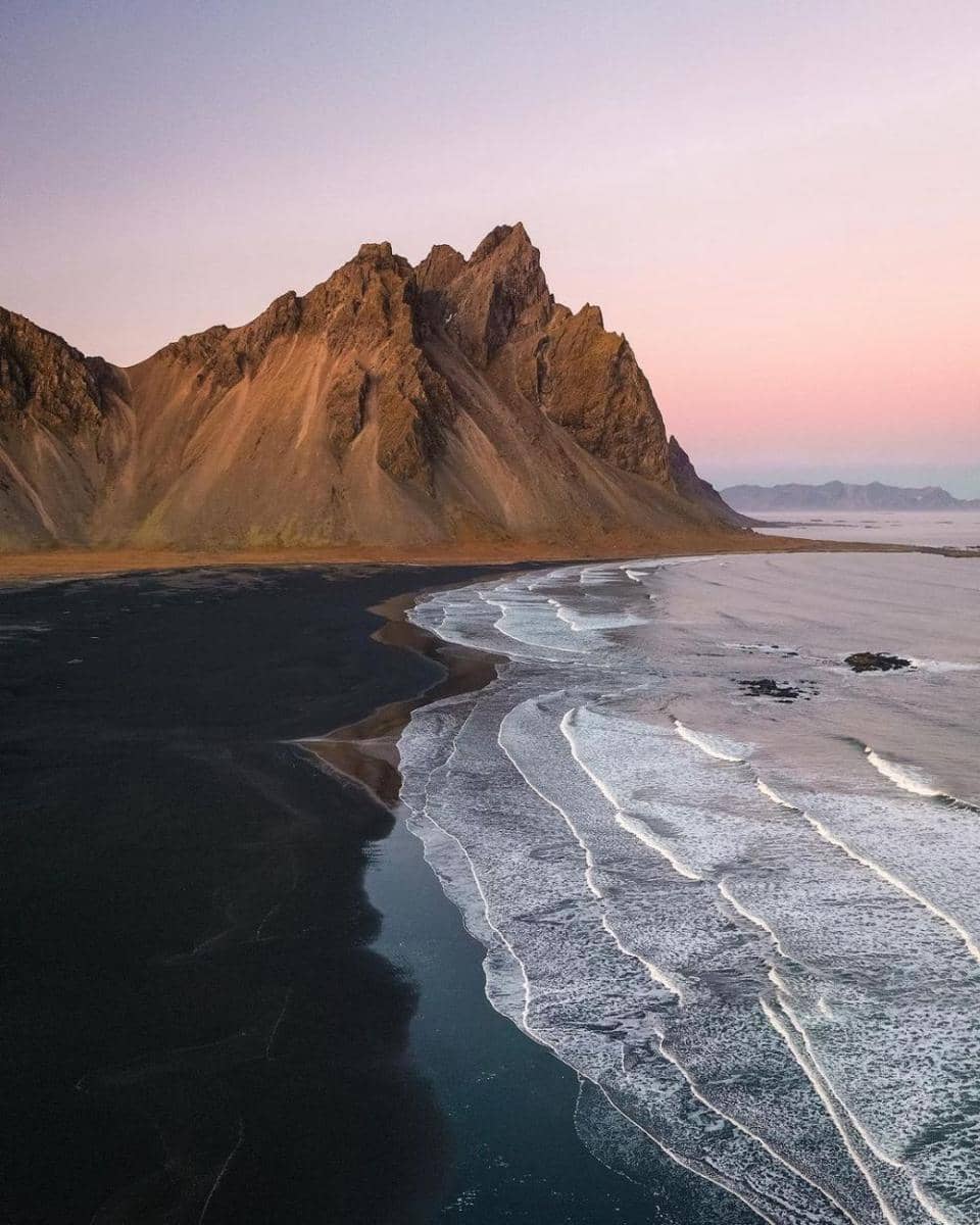 Stokksnes Beach (instagram.com/majitomanwes)