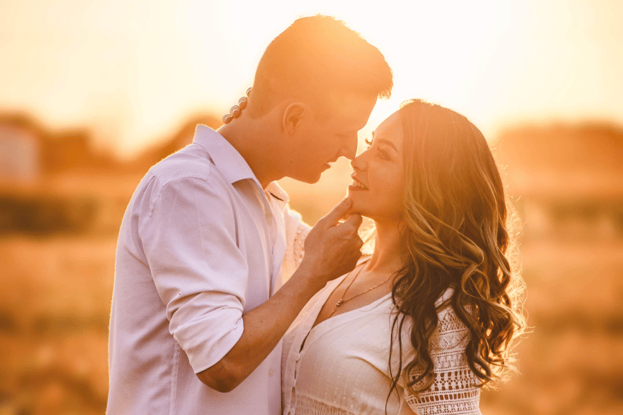 [QUIZ] Kami Tahu Kapan Tanggal Anniversary-kamu dari Opsi Gambar Romantis