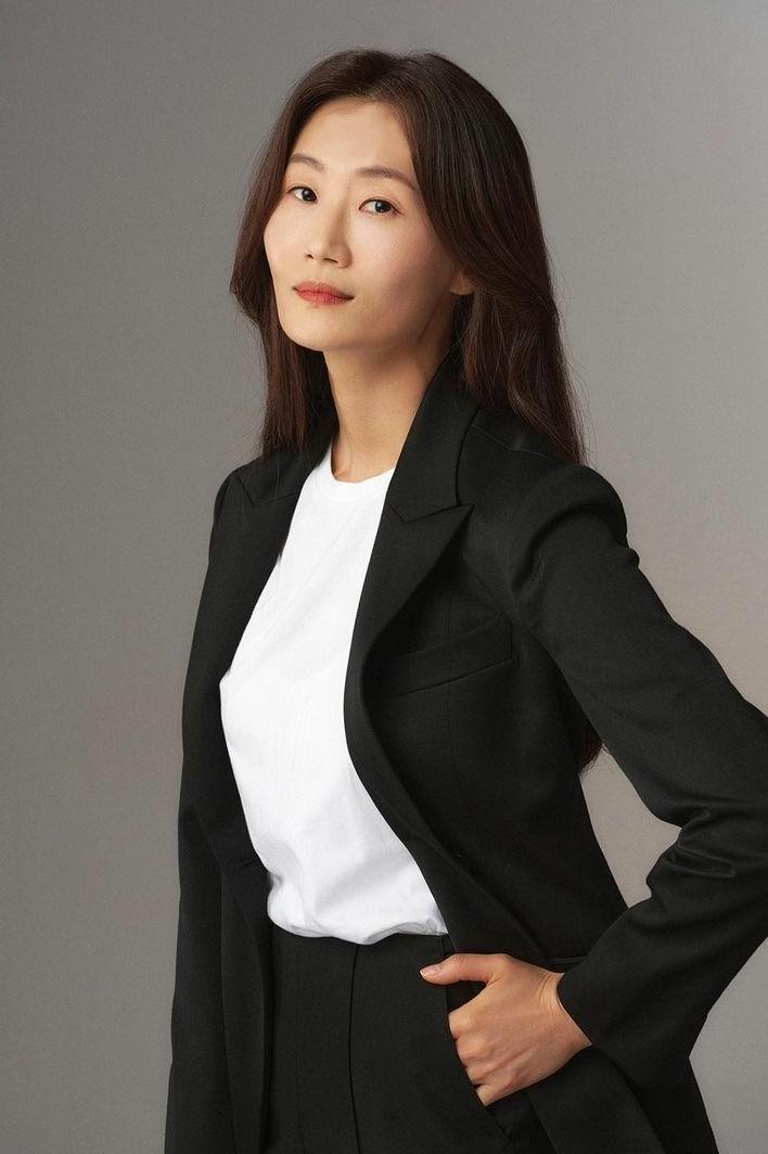 Kim Young Ah (instagram.com/youngah.k)