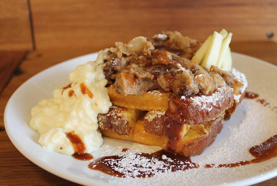ilustrasi bread pudding donut (pixabay.com/Daniel Albany)