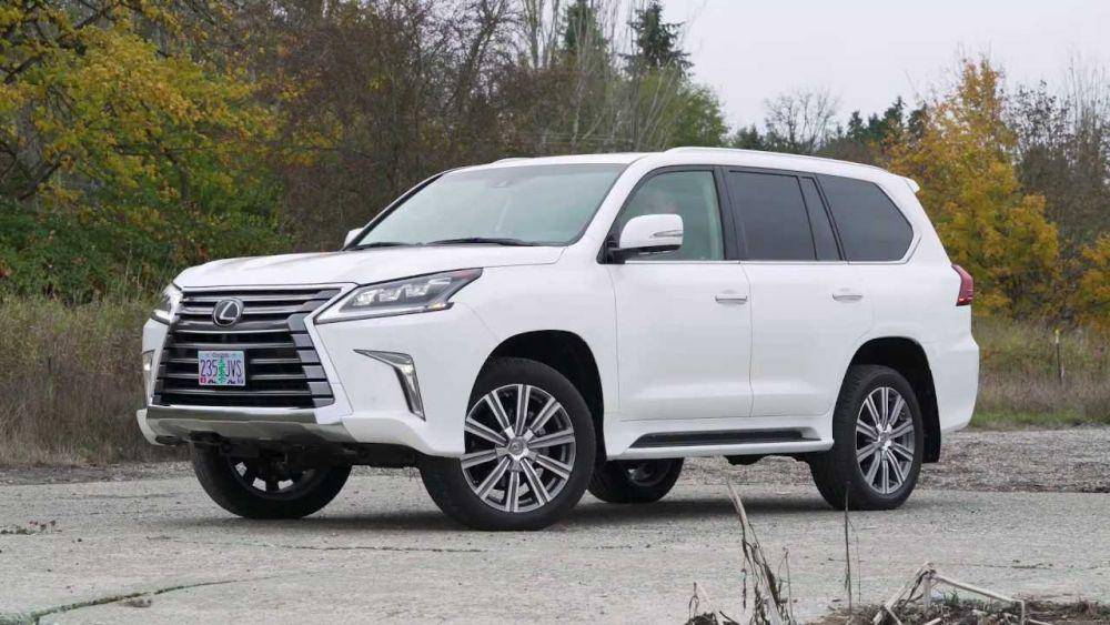 Lexus 2017 (youtube.com/AutoNation)