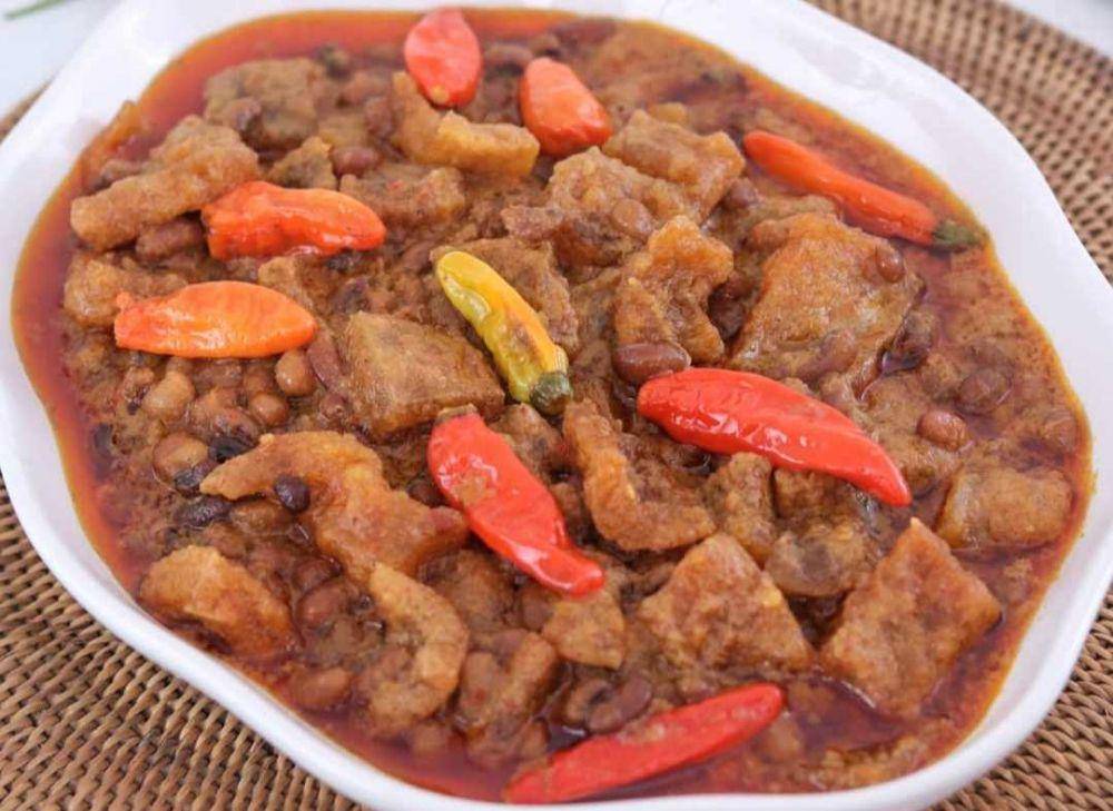 sambal goreng krecek (instagram.com/malichatun88)