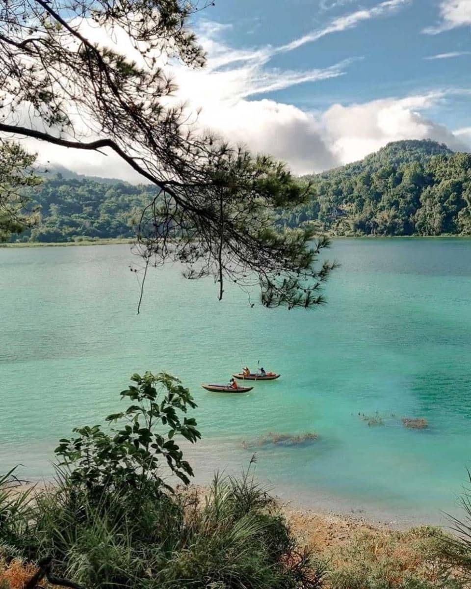 Danau Linow (instagram.com/tganami)