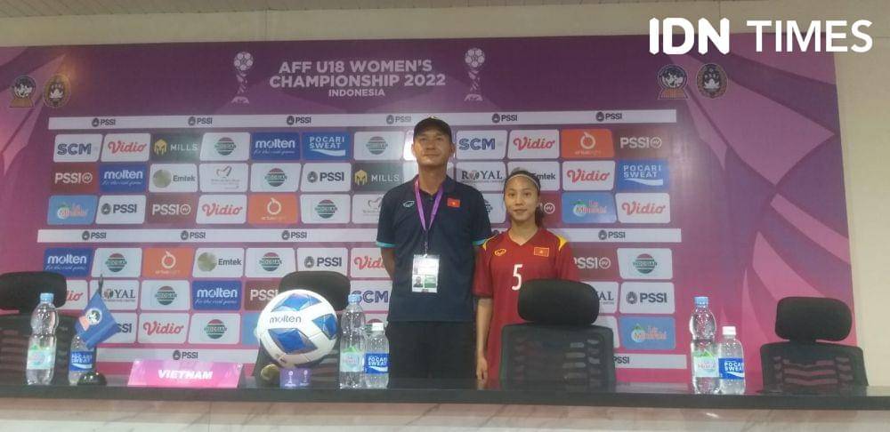 Pertandingan Indonesia vs Vietnam di Piala AFF U-18 Wanita 2022 (IDN Times/Feny Maulia Agustin)