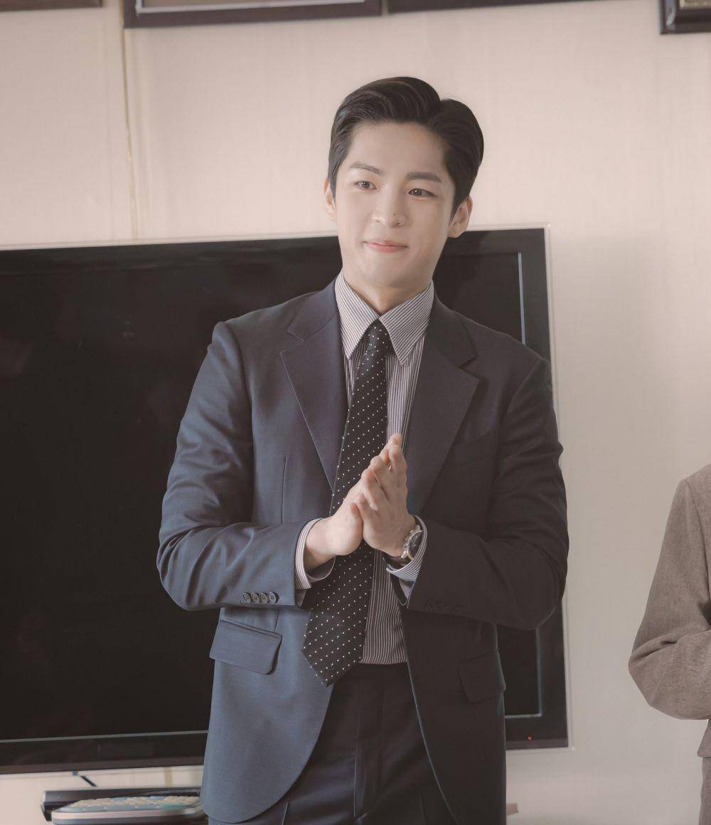 potret BTS pemain Extraordinary Attorney Woo (instagram.com/channel.ena)