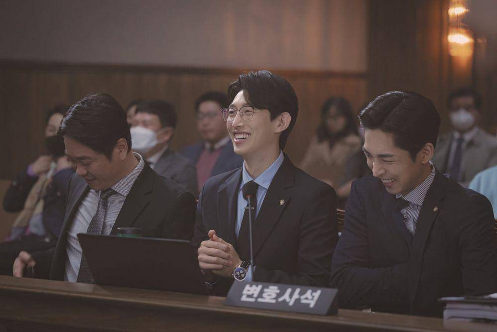 potret BTS pemain Extraordinary Attorney Woo (instagram.com/channel.ena)