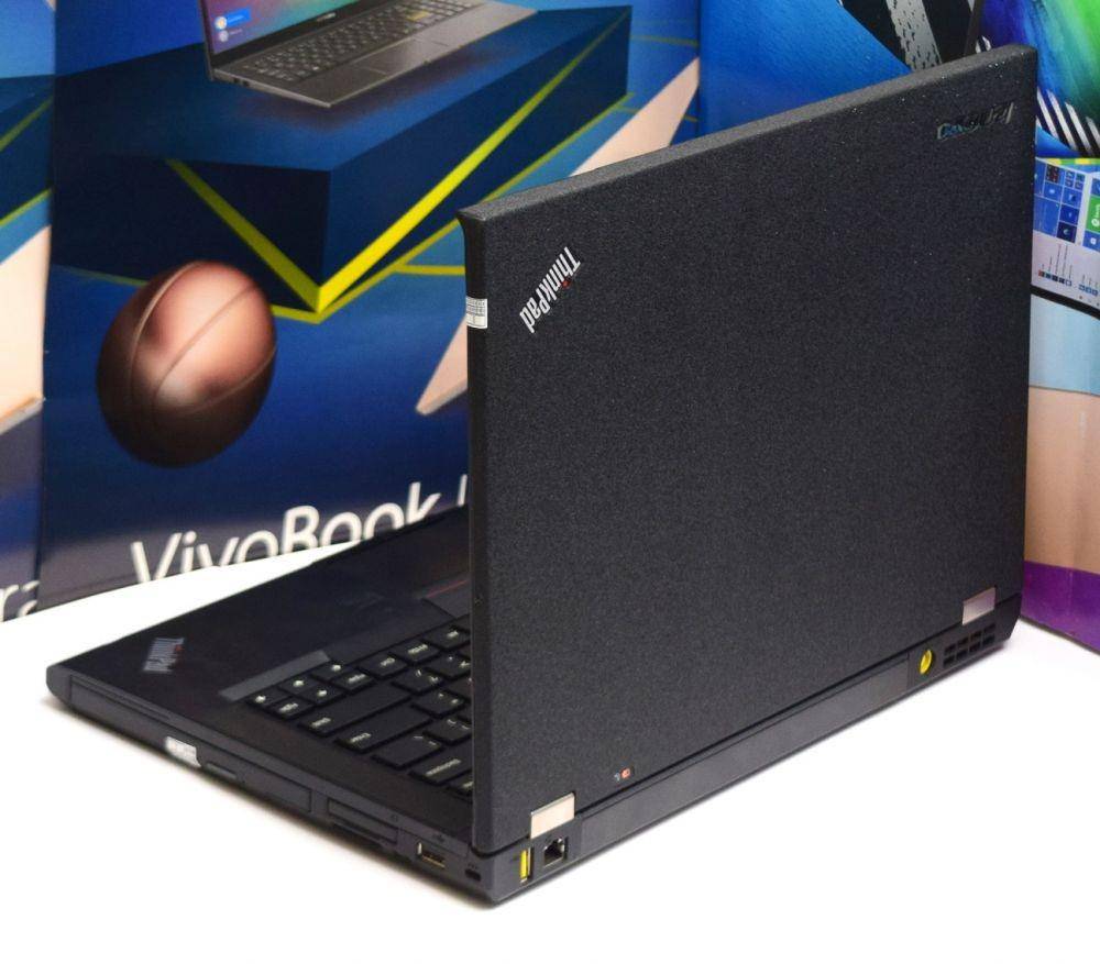 Lenovo Thinkpad T430 (laroslaptop.com)