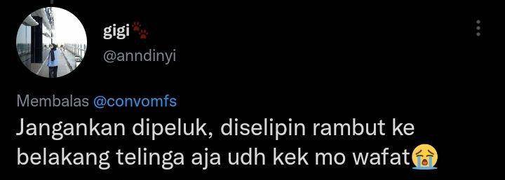 physical touch ala netizen (twitter.com/anndinyi)