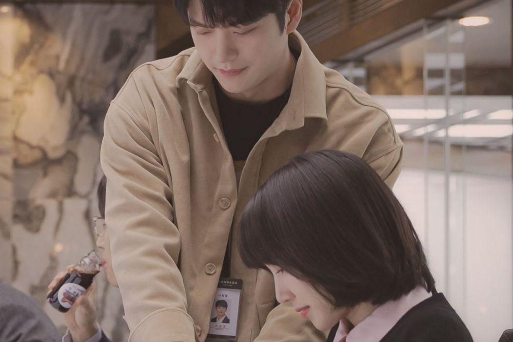 9 Tipe Physical Touch ala Netizen yang Bisa Bikin Baper