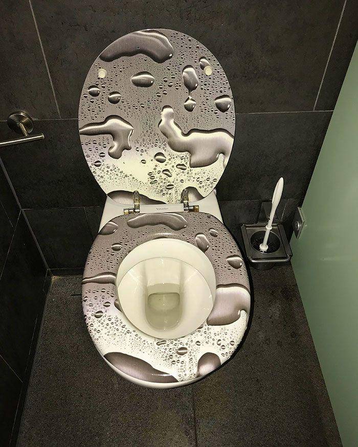 desain fasilitas umum kocak (reddit.com/Jonwyattearp)