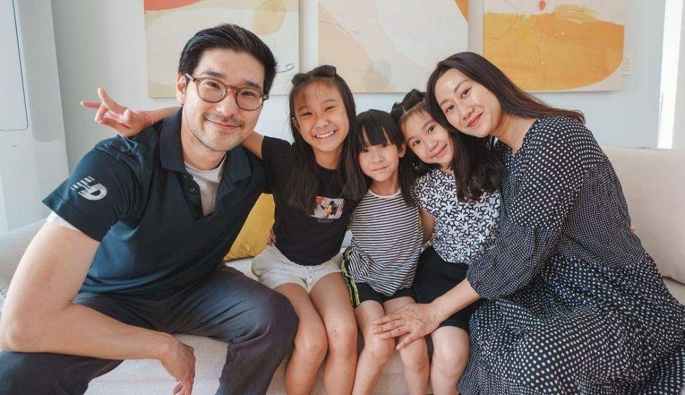 Kimbab family (https://www.instagram.com/kimbabfamily.official/)