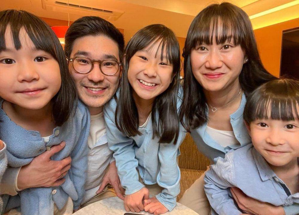 Kimbab family (https://www.instagram.com/kimbabfamily.official/)