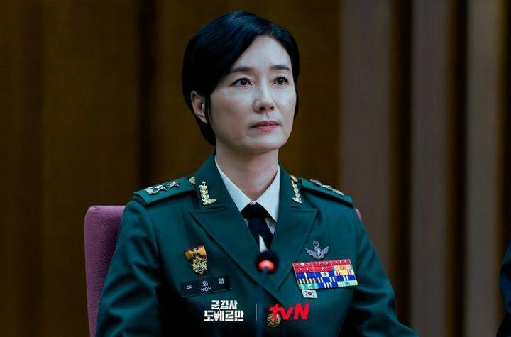 Oh Yeon Seo di Military Prosecutor Doberman (instagram.com/tvn_drama)