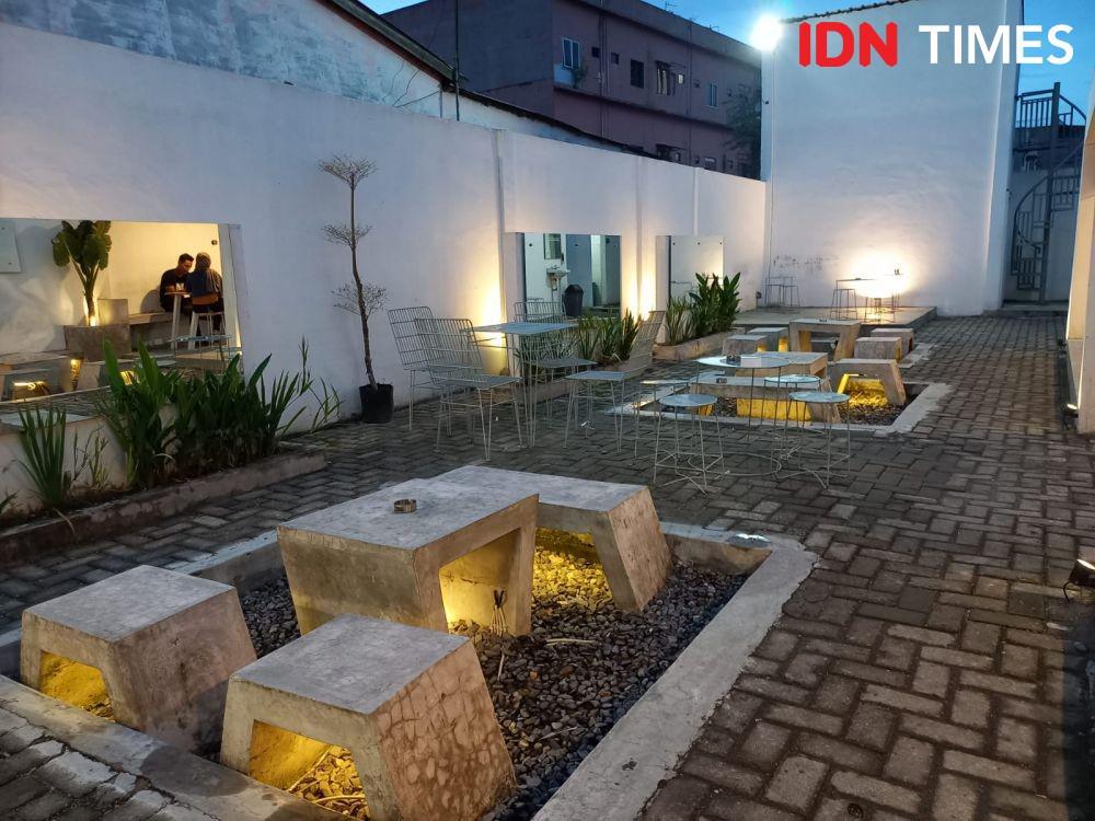 Langit Society, Tempat Ngopi Bertema Reflection di Marelan